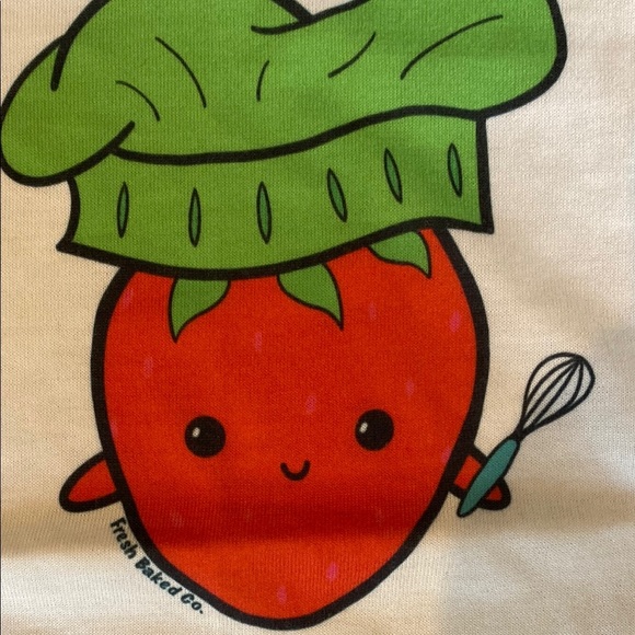 "Berry Best Baker" Graphic Short sleeve Crewneck Tee Shirt Strawberry Size Small - Picture 4 of 8